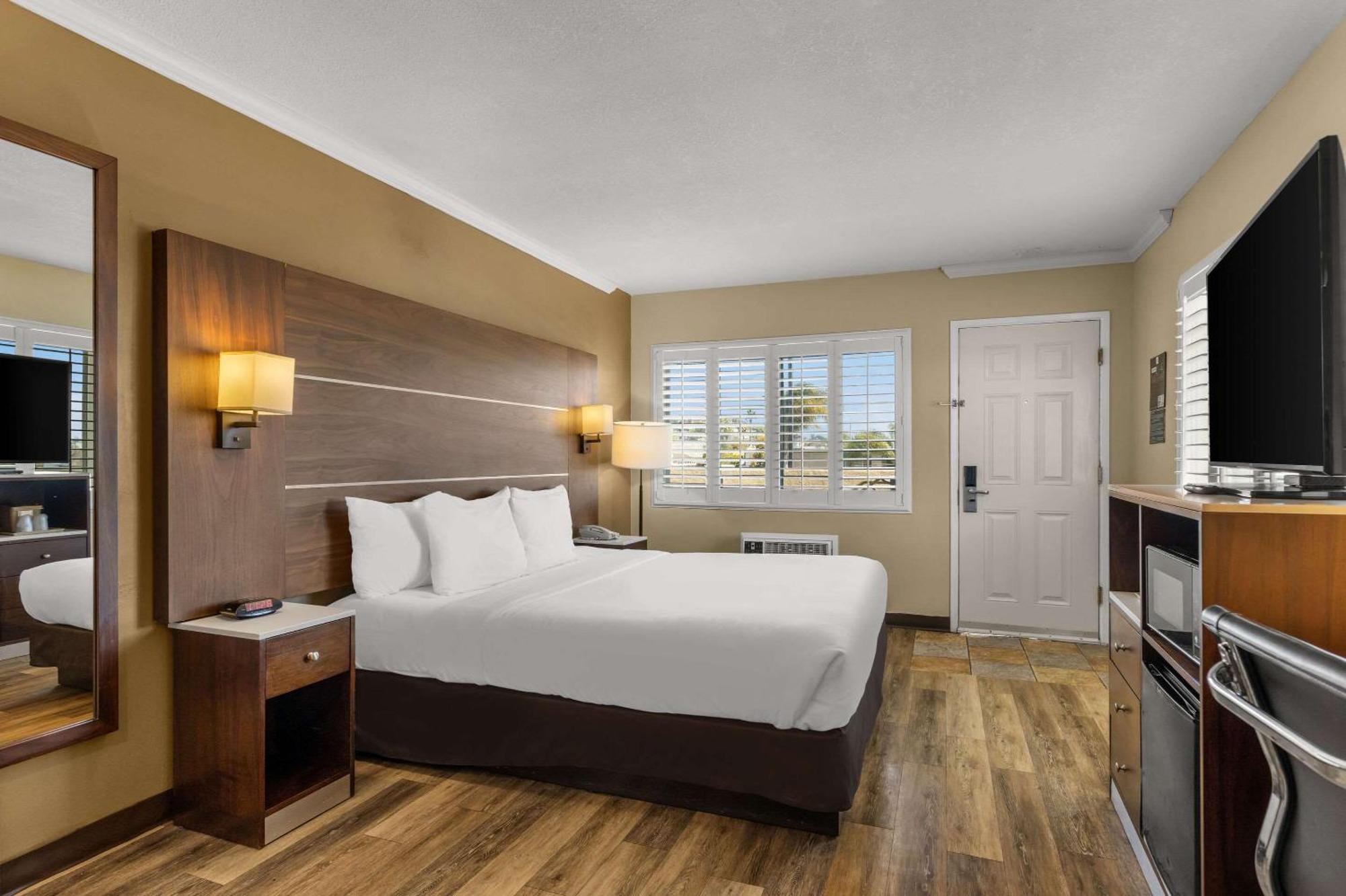 Comfort Inn San Diego Airport At The Harbor Exteriér fotografie